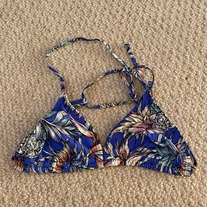 Adjustable bathing suit top